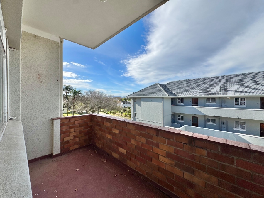 1 Bedroom Property for Sale in Rosebank Western Cape